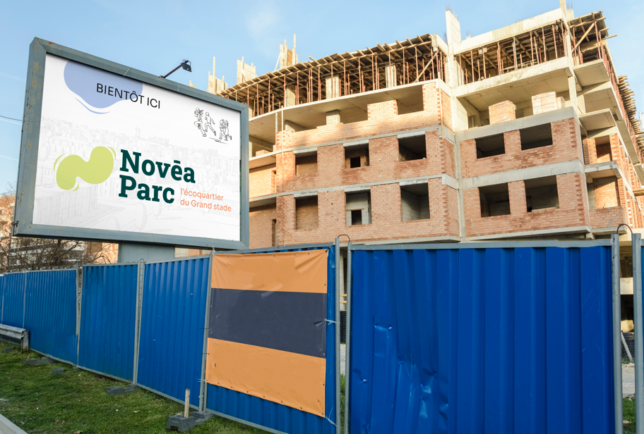 Mockup de Com1pact pour le projet Novéa Parc.